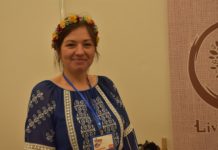 „Consider principiile şi convingerile proprii mai presus ca orice funcţie”