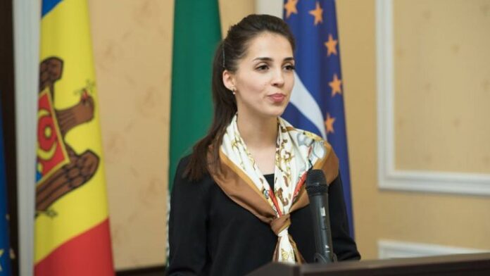 Victoria Butuc- Guranda, edil de Dănceni: „VREM SĂ ADUCEM SATUL NOSTRU IN TOPUL CELOR MAI DEZVOLTATE LOCALITĂŢI ROMÂNEŞTI”