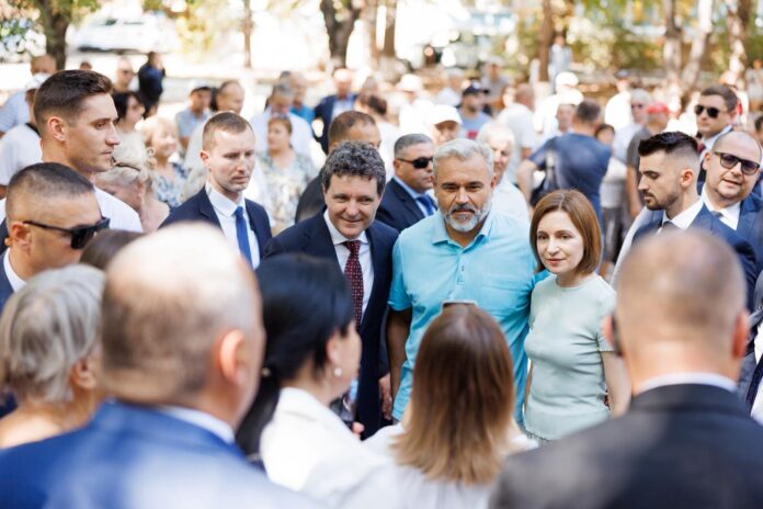 Prin asistența României ajungem în UE. Președintele României susține eforturile R. Moldova pentru integrarea europeană. „Cunoaștem care sunt presiunile, interferența total contrară oricăror ordini internaționale”